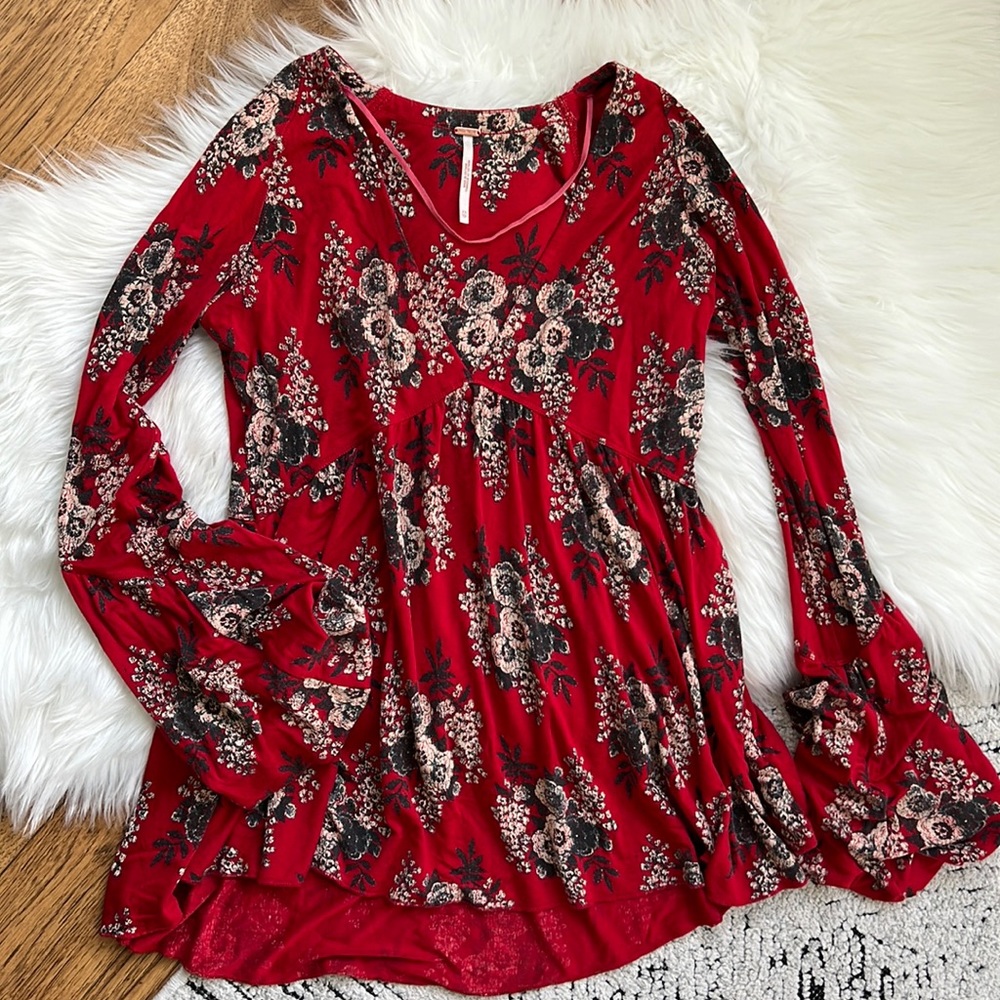 Free People V-Neck Flowy Top XS